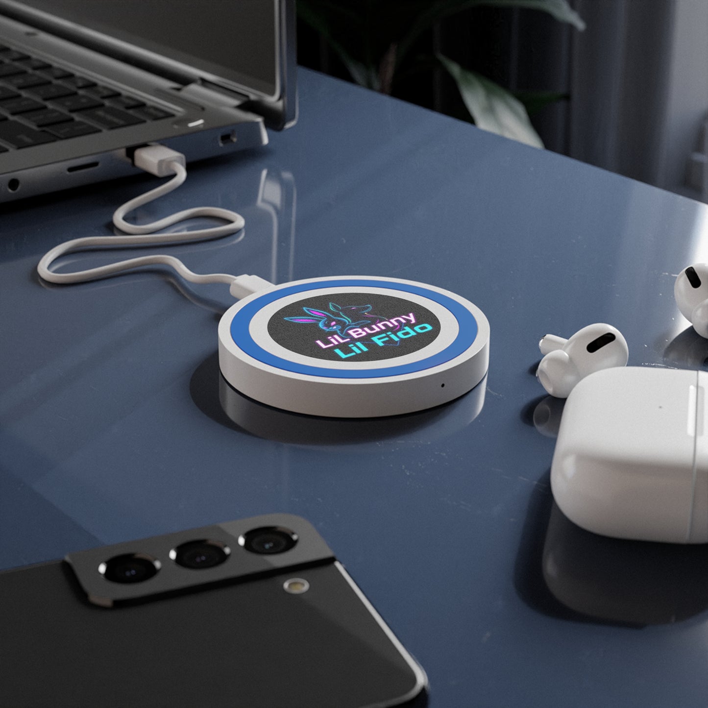 Cute Gaming Bunny Wireless Charging Pad - Quake Design